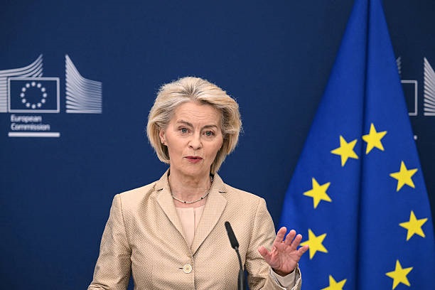 Фон дер Ляєн зробила заяву про &euro;90 млрд для Києва