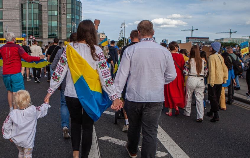 Ірландія планує скоротити допомогу українським біженцям