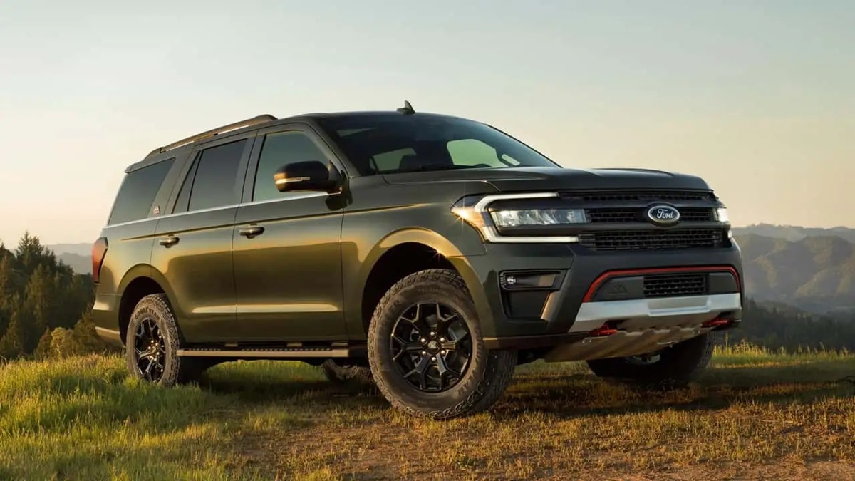 Ford відкликає понад 420 тисяч авто