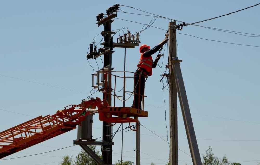 У Шостці відключатимуть світло на увесь день